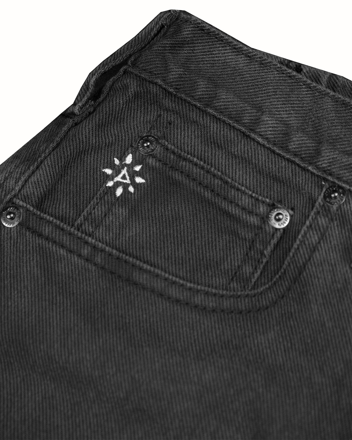 Vall Black Prewashed Jeans